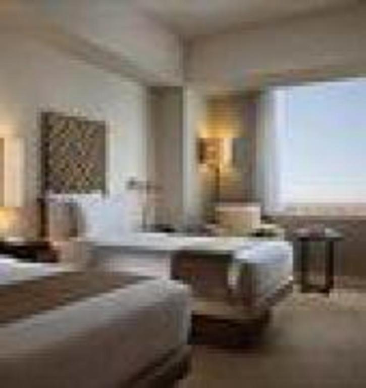 Hotel Santika Makassar Eksteriør billede